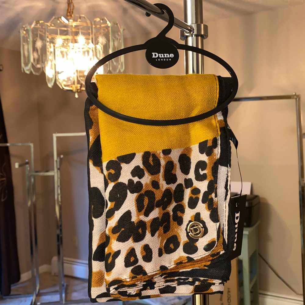 Viscose Leopard Cheetah Zebra Animal Print Multicolor Color block Silk Scarf